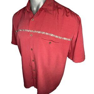 Quiksilver Red Embroidered Tiki Casual sz L Short Sleeve Button Up Shirt Pocket